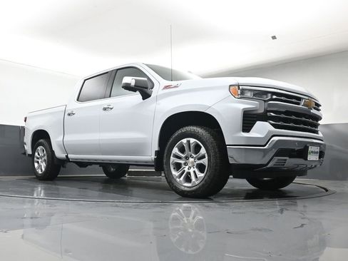 New 2026 Chevrolet Silverado 1500 LTZ w/ Z71 Off-Road Package AWD/4WD image 20
