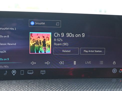 Used 2025 Cadillac Escalade V w/ LPO, ONYX Package image 25