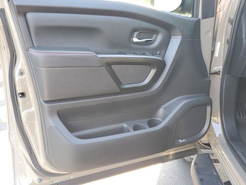 Used 2021 Nissan Titan PRO-4X w/ Pro-4x Utility Package image 16