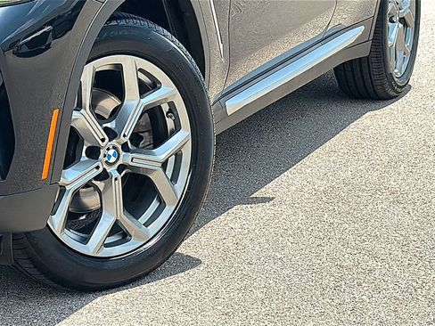 Certified 2023 BMW X3 xDrive30i w/ Premium Package AWD/4WD image 3