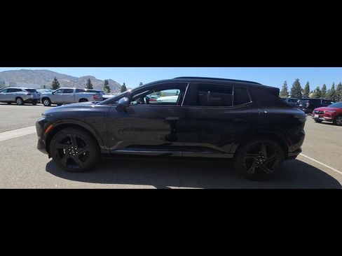 Used 2025 Chevrolet Equinox EV RS w/ Convenience Package II FWD image 8