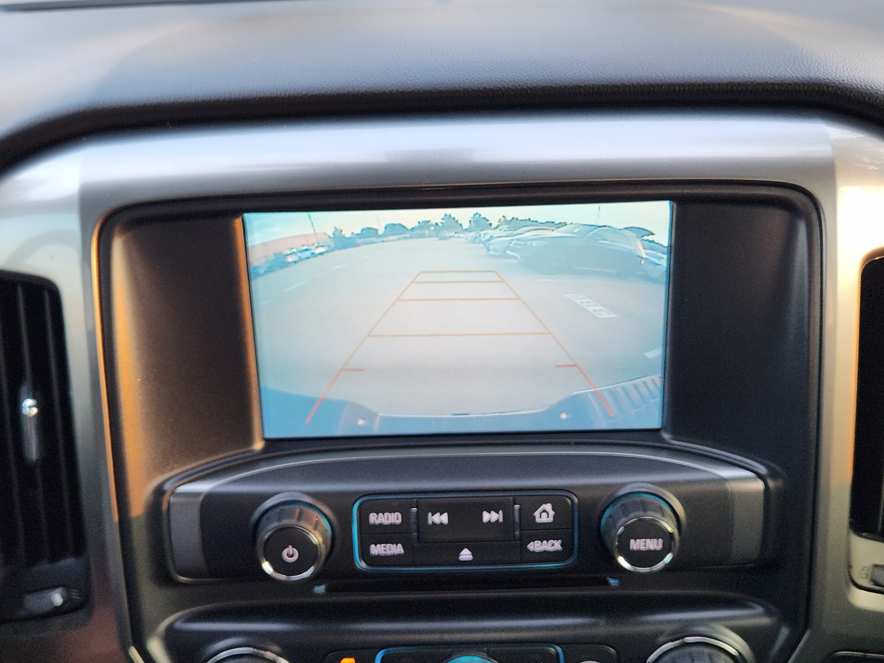 Used 2018 Chevrolet Silverado 1500 LT w/ Texas Edition RWD image 10