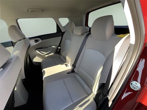 Used 2025 Kia Soul LX w/ LX Technology Package image 26