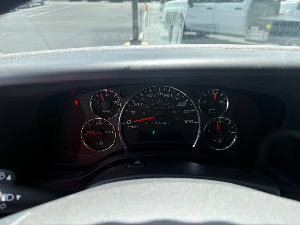 New 2025 Chevrolet Express 3500 w/ Power Convenience Package RWD image 12
