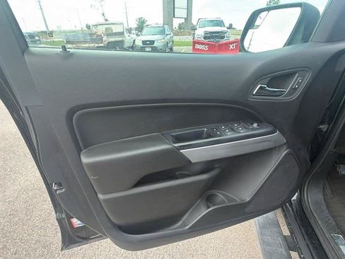 Used 2019 Chevrolet Colorado ZR2 AWD/4WD image 9