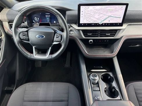 Used 2025 Ford Explorer ST-Line w/ ST-Line Street Pack AWD/4WD image 22