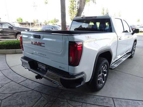 New 2026 GMC Sierra 1500 SLT w/ SLT Premium Package AWD/4WD image 10