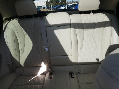 Used 2022 Buick Envision Avenir w/ Technology Package II image 13