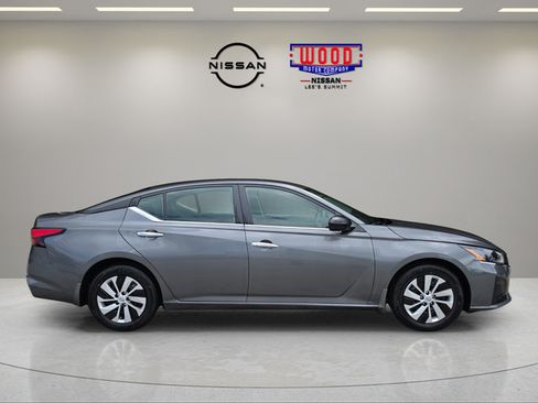 Certified 2025 Nissan Altima 2.5 S FWD image 2