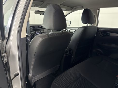 Used 2017 Nissan Rogue Sport S w/ S Appearance Package image 28