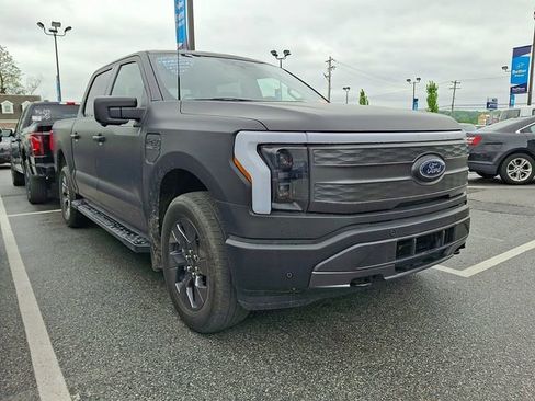 Used 2022 Ford F150 Lightning Lariat AWD/4WD image 1