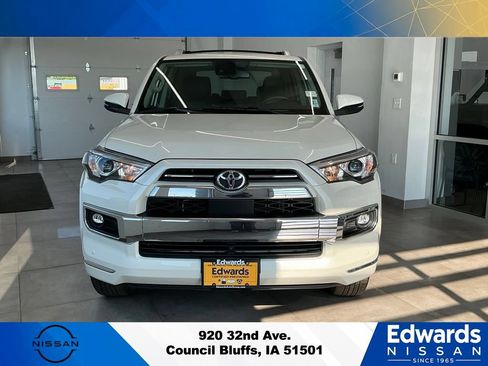 Used 2023 Toyota 4Runner Limited AWD/4WD image 3
