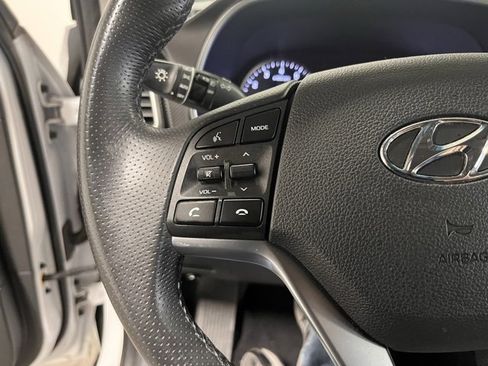 Used 2019 Hyundai Tucson Night image 25