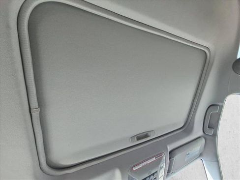 Used 2019 Toyota RAV4 XLE Premium w/ Advanced Technology Package FWD image 16