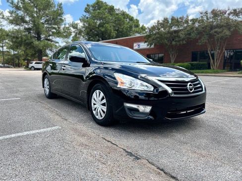 Used 2014 Nissan Altima 2.5 S w/ Display Audio Package image 26