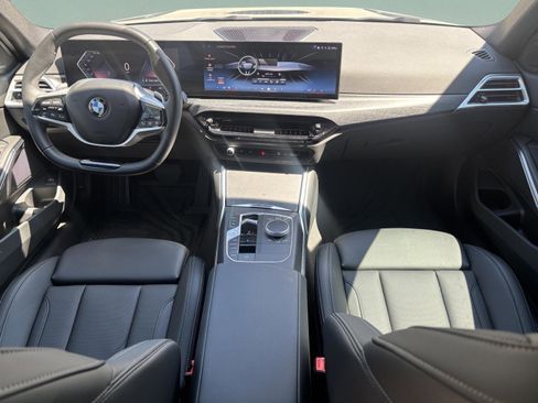 Used 2025 BMW 330i Sedan w/ Convenience Package image 28