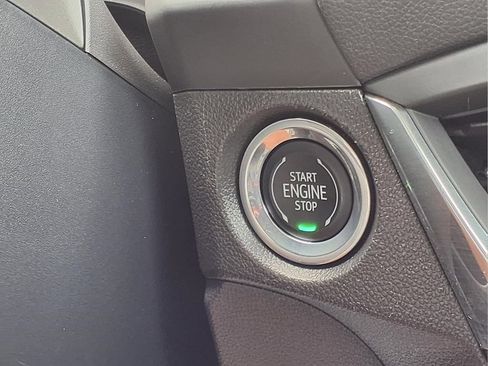 Used 2025 Buick Encore GX Preferred AWD/4WD image 15