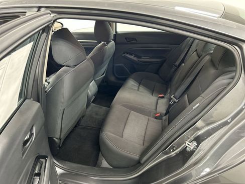 Used 2023 Nissan Altima 2.5 SV image 19