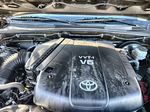 Used 2012 Toyota Tacoma 4x4 Double Cab w/ TRD Sport Upgrade Pkg image 36