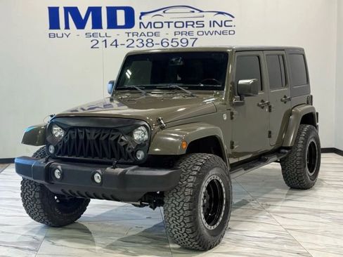 Used 2015 Jeep Wrangler Unlimited Sahara w/ Max Tow Package image 51