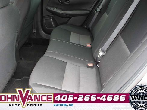 Used 2025 Nissan Sentra SV FWD image 19