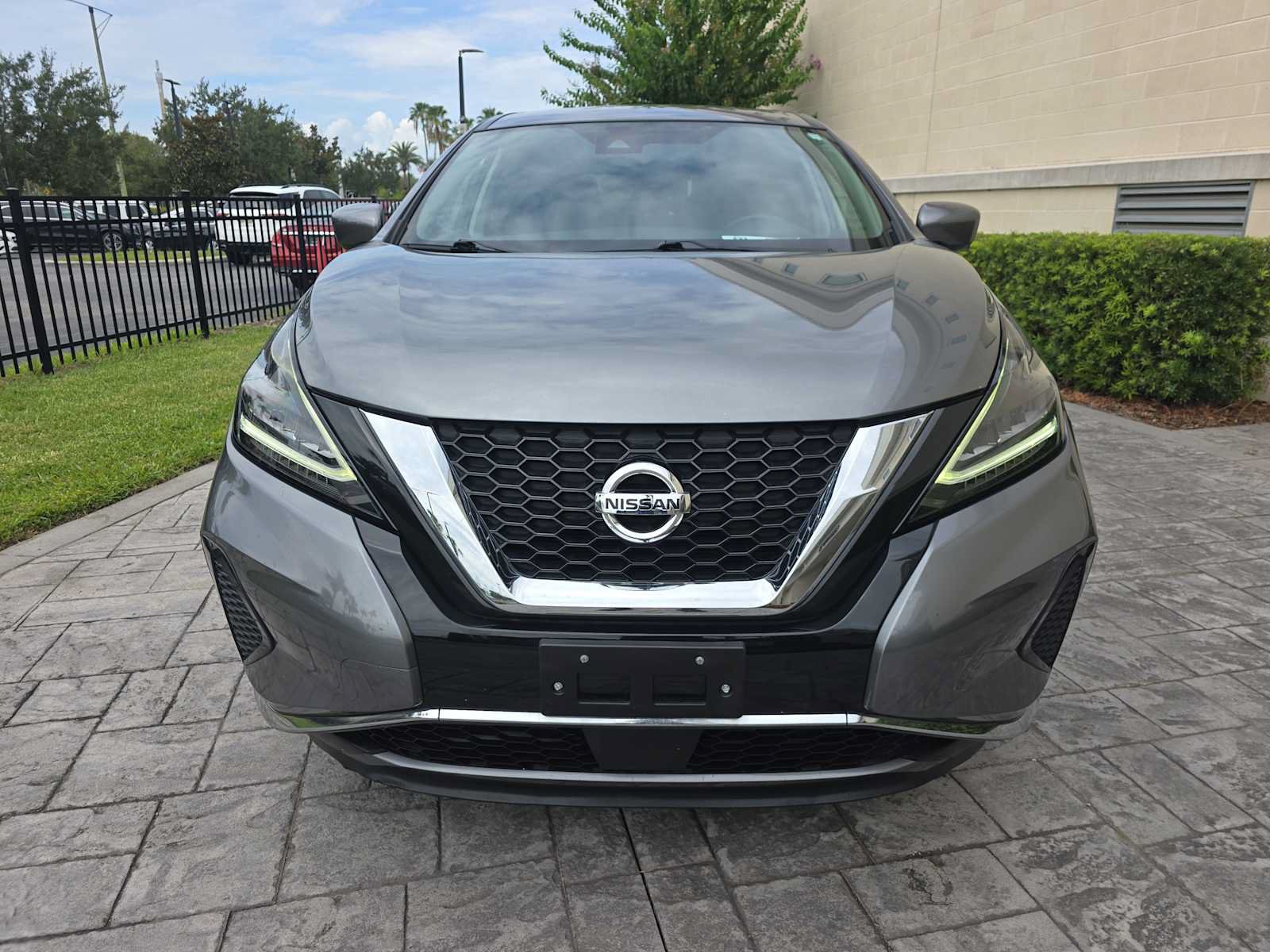 Used 2022 Nissan Murano S AWD/4WD image 2