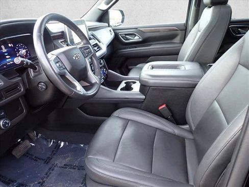 Used 2023 Chevrolet Tahoe Z71 w/ Luxury Package image 14