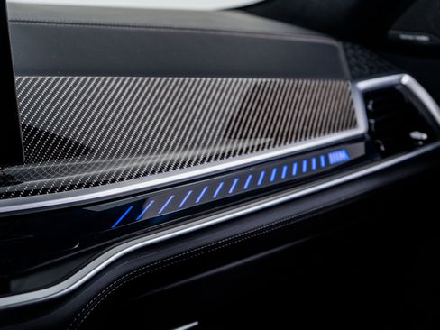 Used 2025 BMW X6 M Competition w/ Executive Package image 36