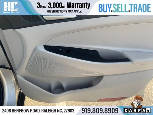 Used 2021 Hyundai Tucson SE w/ Cargo Package image 15
