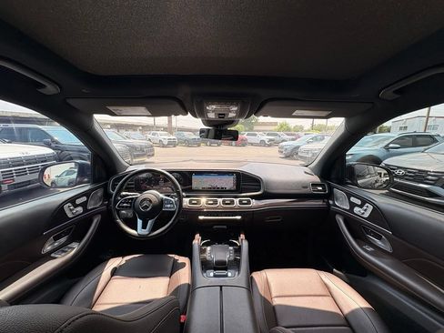 Used 2022 Mercedes-Benz GLS 450 4MATIC image 30