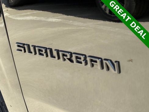 Used 2024 Chevrolet Suburban Z71 w/ Off-Road Capability Package image 11