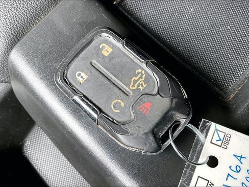 Used 2020 Chevrolet Silverado 1500 LT w/ All-Star Edition image 27