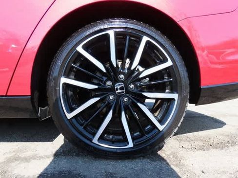 Certified 2025 Honda Accord Touring image 9