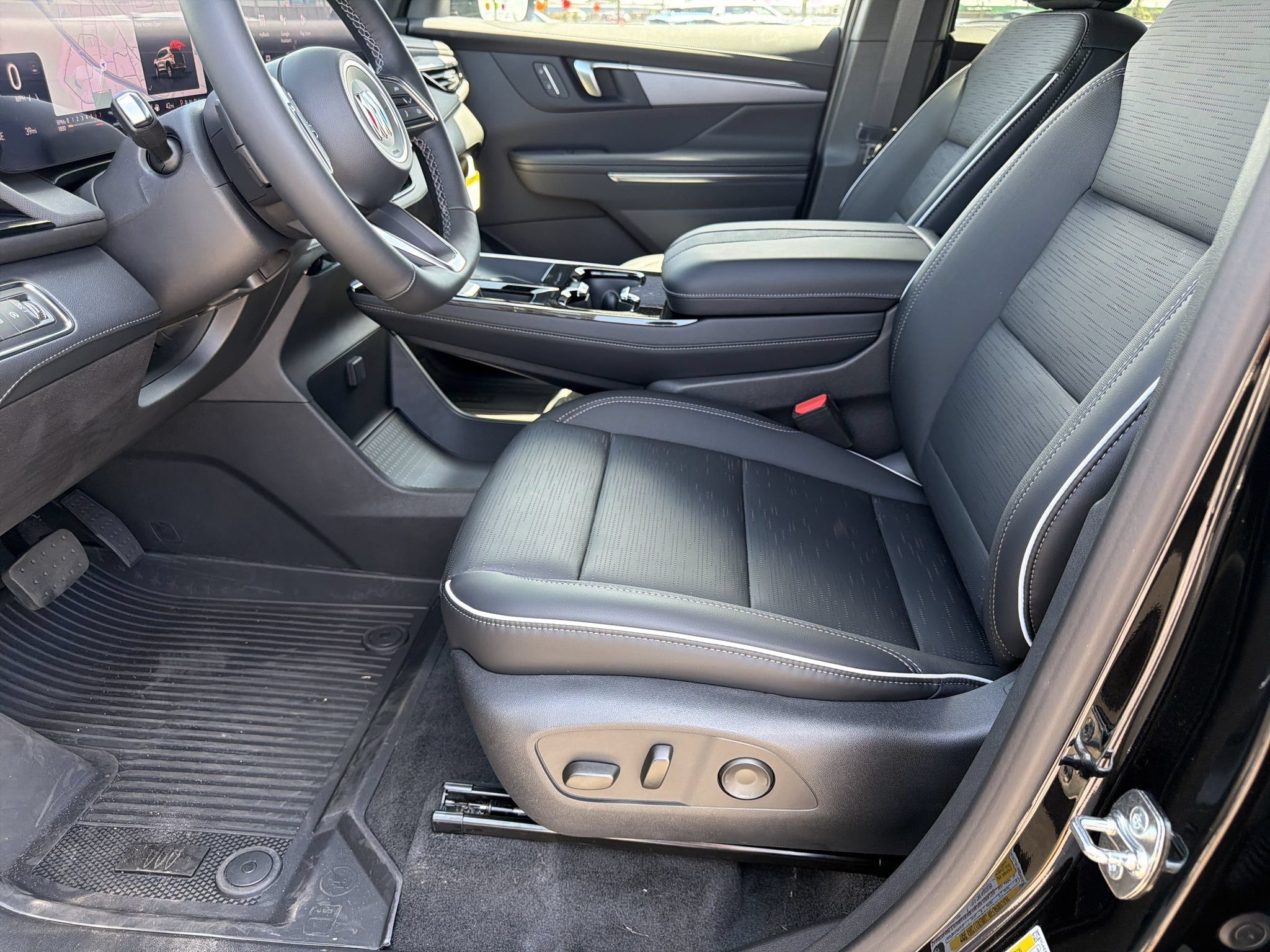 New 2026 Buick Enclave Sport Touring w/ LPO, Floor Liner Package FWD image 16