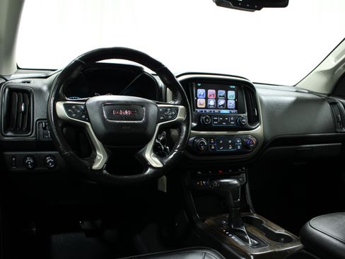 Used 2017 GMC Canyon Denali AWD/4WD image 2