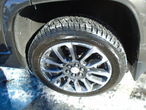 Used 2020 GMC Acadia Denali w/ Technology Package image 17