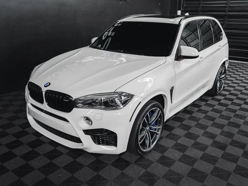 Used 2017 BMW X5 M image 28