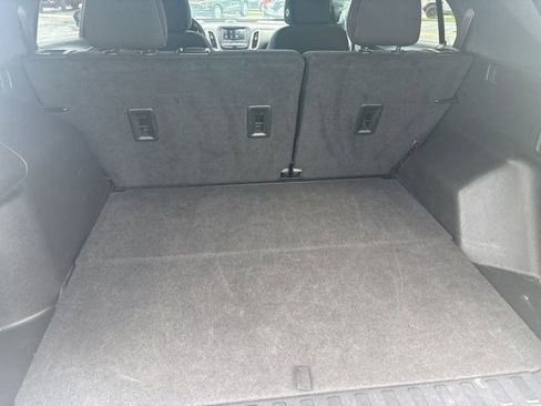 Used 2023 Chevrolet Equinox LT image 34