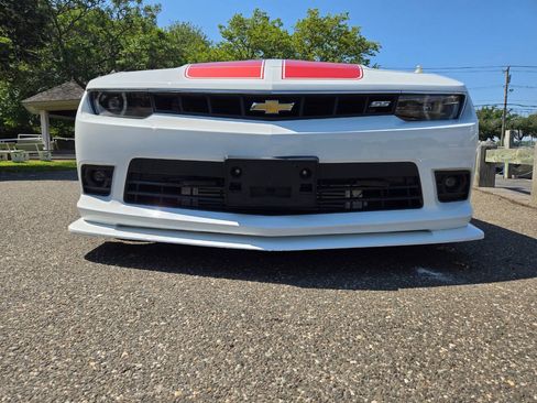 Used 2014 Chevrolet Camaro SS w/ RS Package RWD image 8