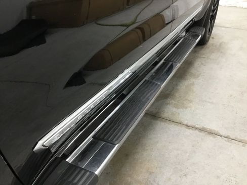 Used 2024 Chevrolet Silverado 1500 High Country w/ High Country Premium Package image 7