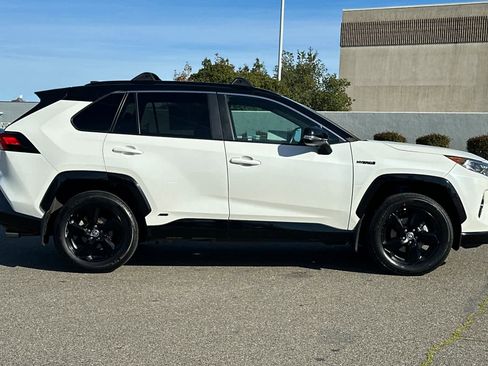 Certified 2021 Toyota RAV4 XSE image 6