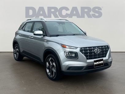 Used 2025 Hyundai Venue SEL