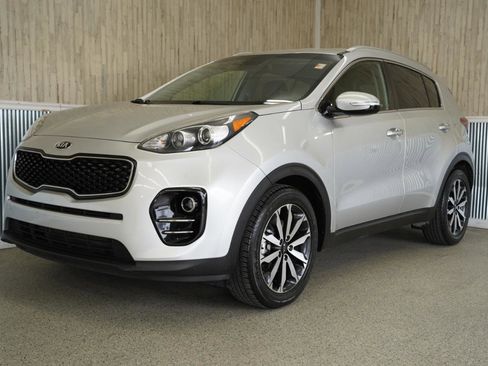Used 2018 Kia Sportage EX image 4