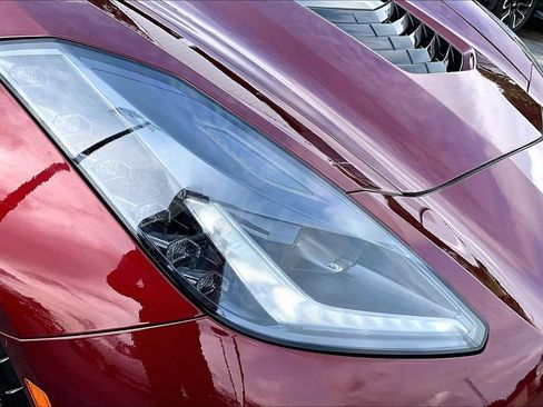 Used 2017 Chevrolet Corvette Stingray Convertible RWD image 30