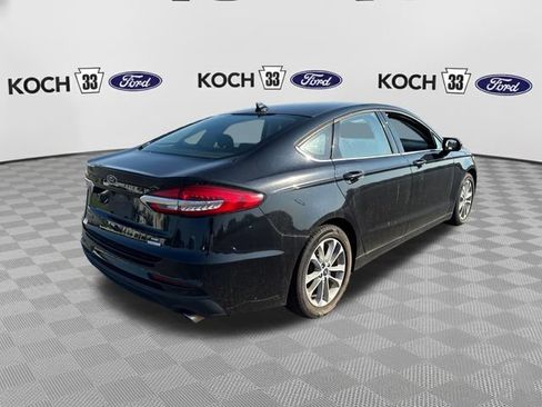 Used 2019 Ford Fusion SE FWD image 8