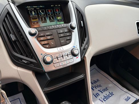 Used 2017 Chevrolet Equinox LS image 27