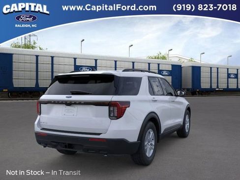 New 2026 Ford Explorer Active image 8
