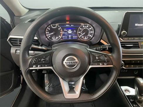 Used 2021 Nissan Altima 2.5 SV FWD image 24