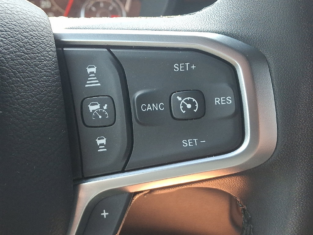 Used 2025 RAM 1500 Big Horn AWD/4WD image 22