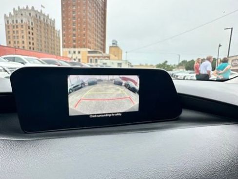 Used 2023 MAZDA MAZDA3 s image 18